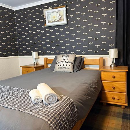 Self Check In Room Accommodation Only The Castle, Coldstream Bagian luar foto